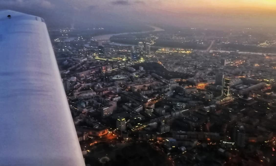 MZVEZ vyzýva na ostražitosť v TEJTO krajine! Bude ovplyvnená prevádzka letísk
