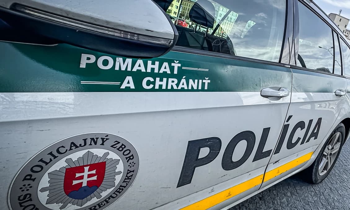 Dráma v obci Bučany! Vojak sa s nebezpečnou zbraňou vyhrážal mladým ľuďom