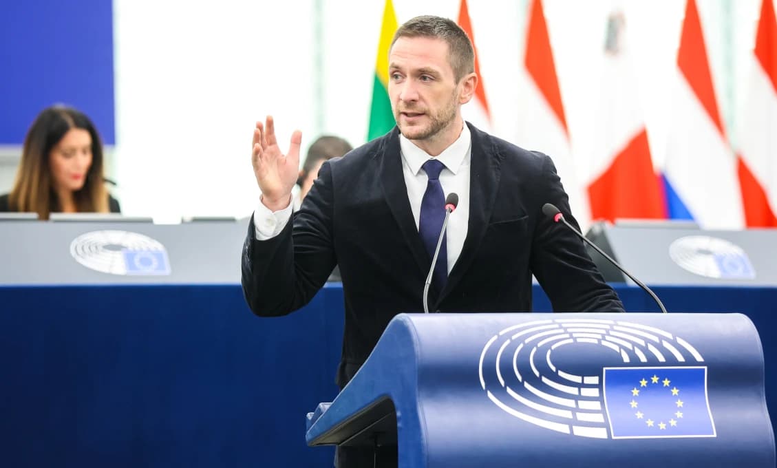 Uhrík: Brusel tlačí Európu do záhuby, my mu v tom musíme zabrániť!