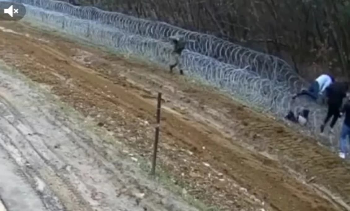 Taliani sa napriek koronavírusu vedia zabávať. Z vodovodu im tieklo šumivé víno