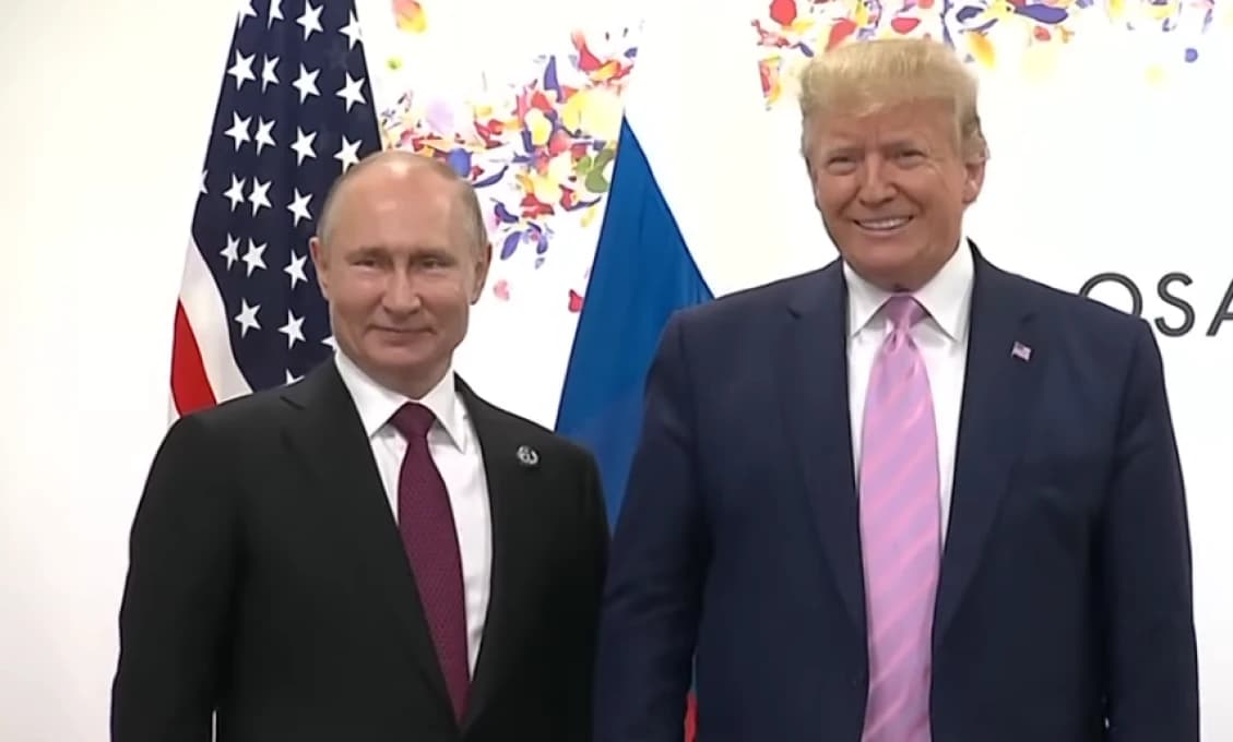 Prečo sa Trump vyhráža Putinovi? Ovplyvňujú ho...