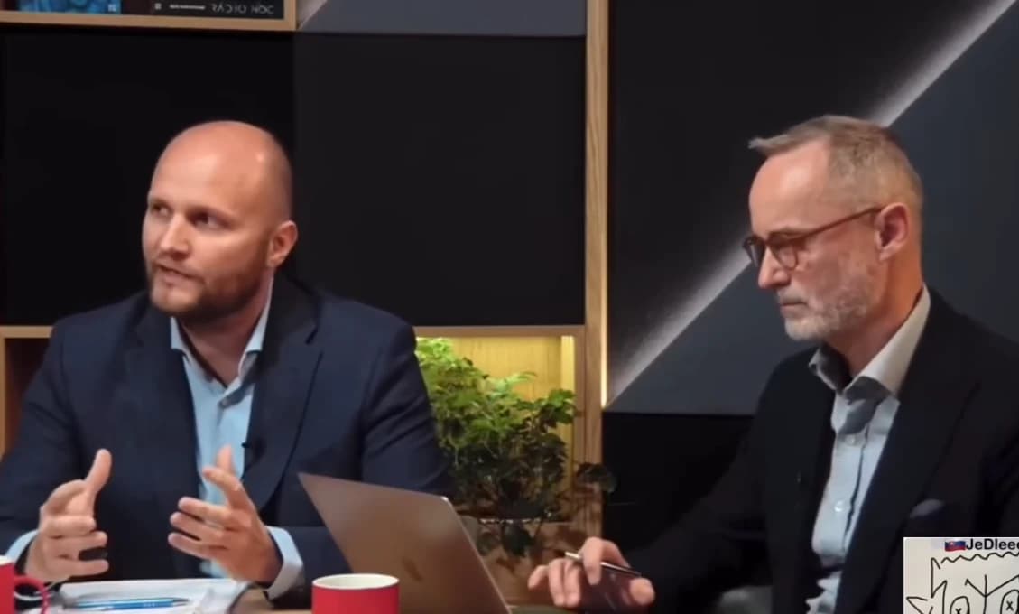 PREČO IM VERIŤ? Opozícia popiera vlastné slová o neposielaní vojakov na Ukrajinu