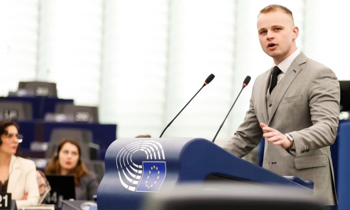 EP blúzni: Veternými elektrárňami a solárnymi panelmi porazíme Putina! (VIDEO)
