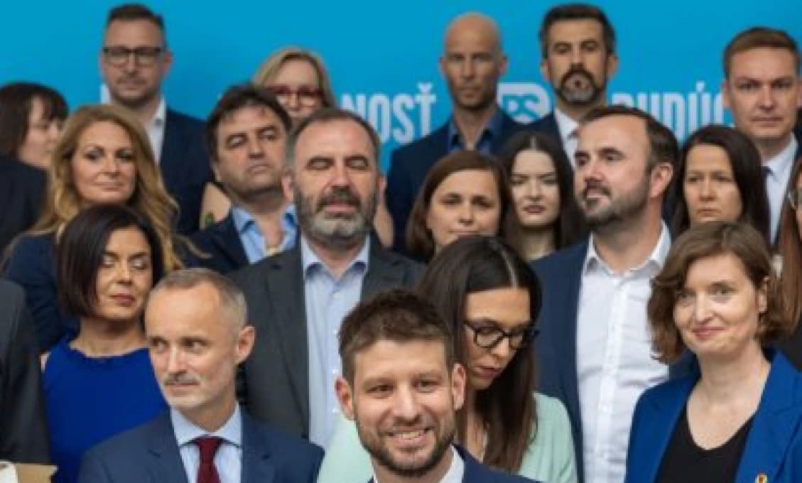 PS narazilo v parlamente na odpor