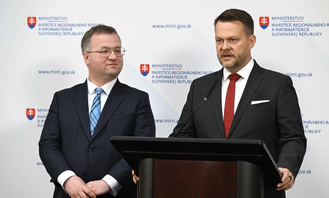 Hlas ľudu: Vy ste poškvrnili všetkých novinárov, stali ste sa Ficovou prostitútkou!