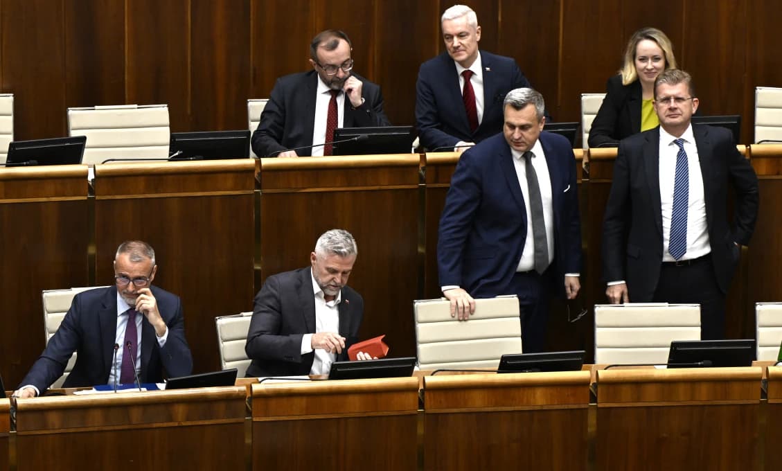 Poslanci stopli návrh na testovanie alkoholu