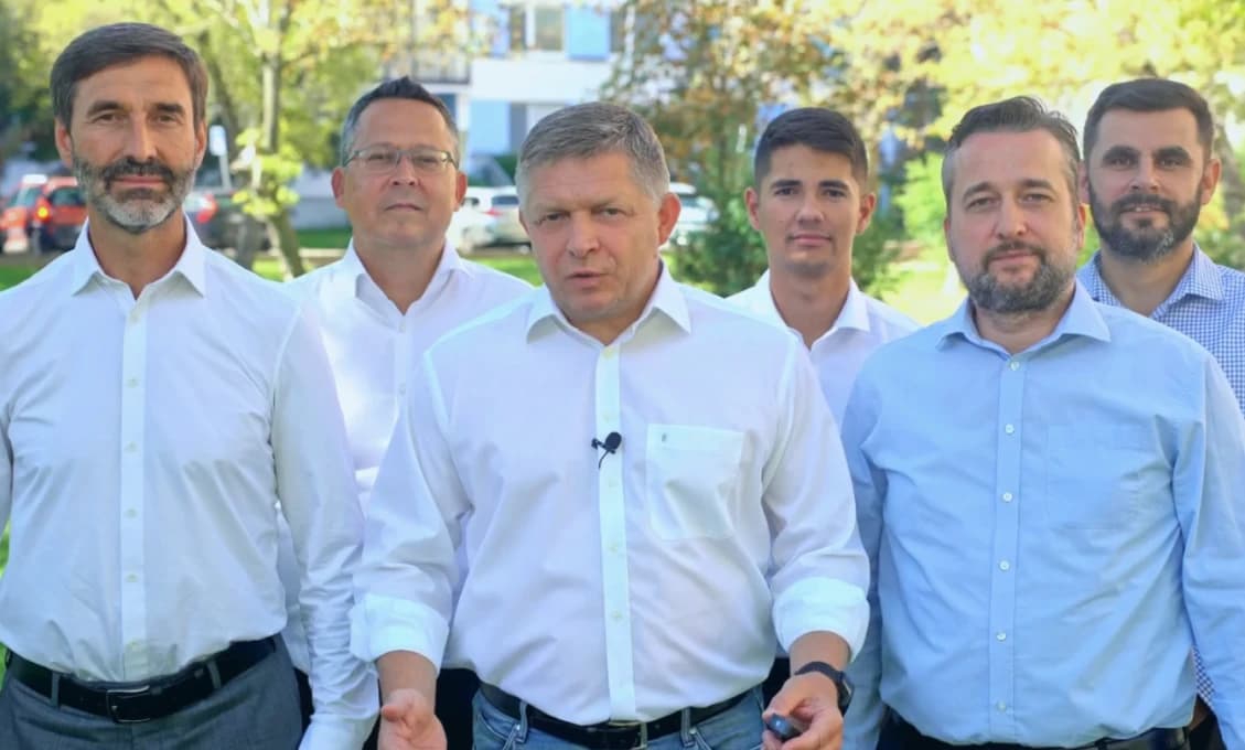 Zdemolované autá. Známy slovenský DJ sa zrazil s dodávkou
