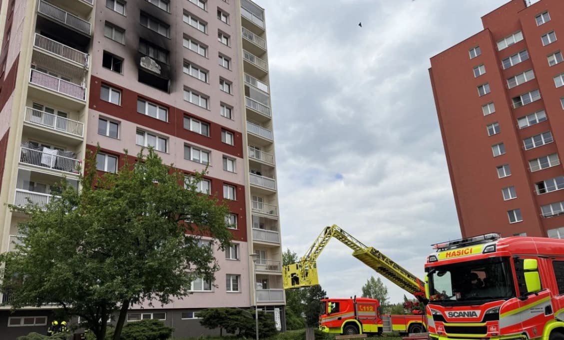 Českom otriasol výbuch, zranených je približne 40 ľudí