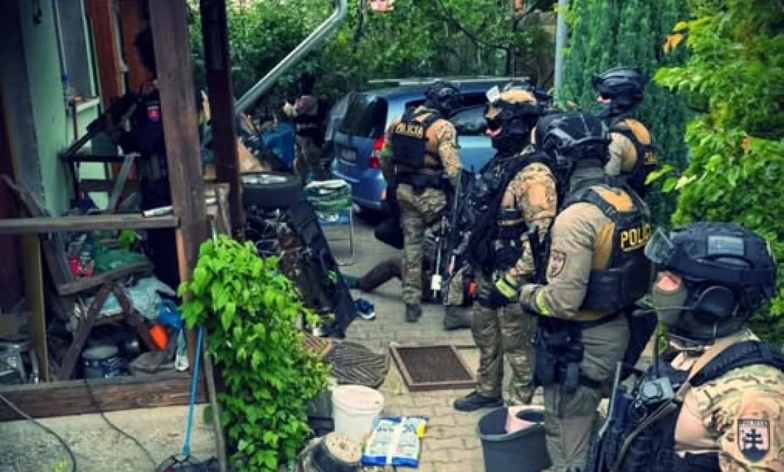 Zásah policajtov v priestoroch univerzity v Bratislave