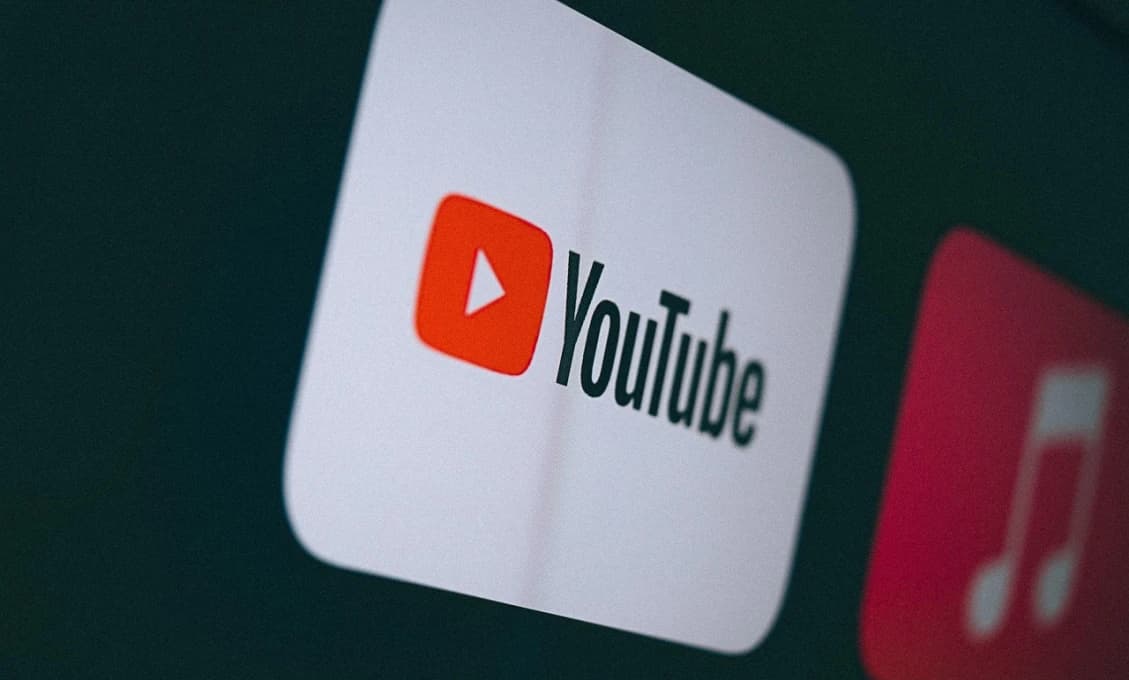 Paráda! Sociálne siete začínajú platiť pokuty za covidovú cenzúru