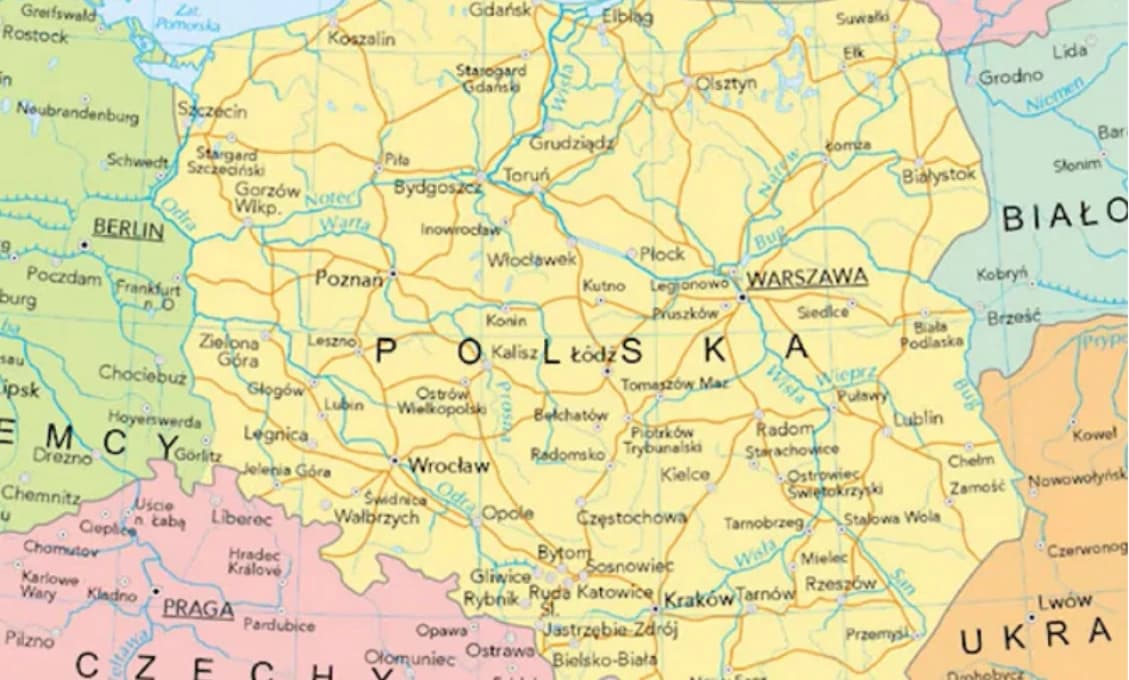 Poľsko: Začalo sa druhé kolo prezidentských volieb, očakáva sa tesný výsledok
