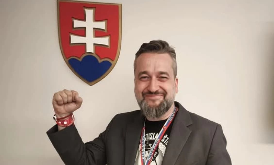 Keď hajlujúci belgickí policajti vraždili Chovanca, EÚ bola ticho a teraz?