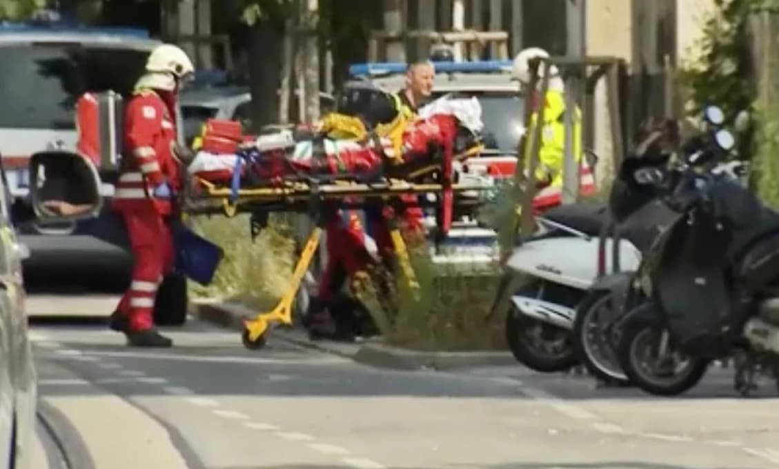 Slovensko reaguje na streľbu v škole v Rakúsku. Počet obetí stúpol na desať