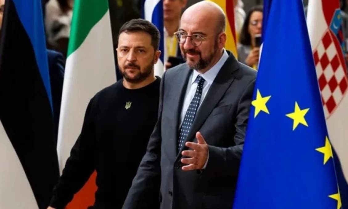 Na Ukrajine sa údajne chystá odvolanie premiéra a výmena vládneho kabinetu. Riadnymi voľbami to ale nebude!