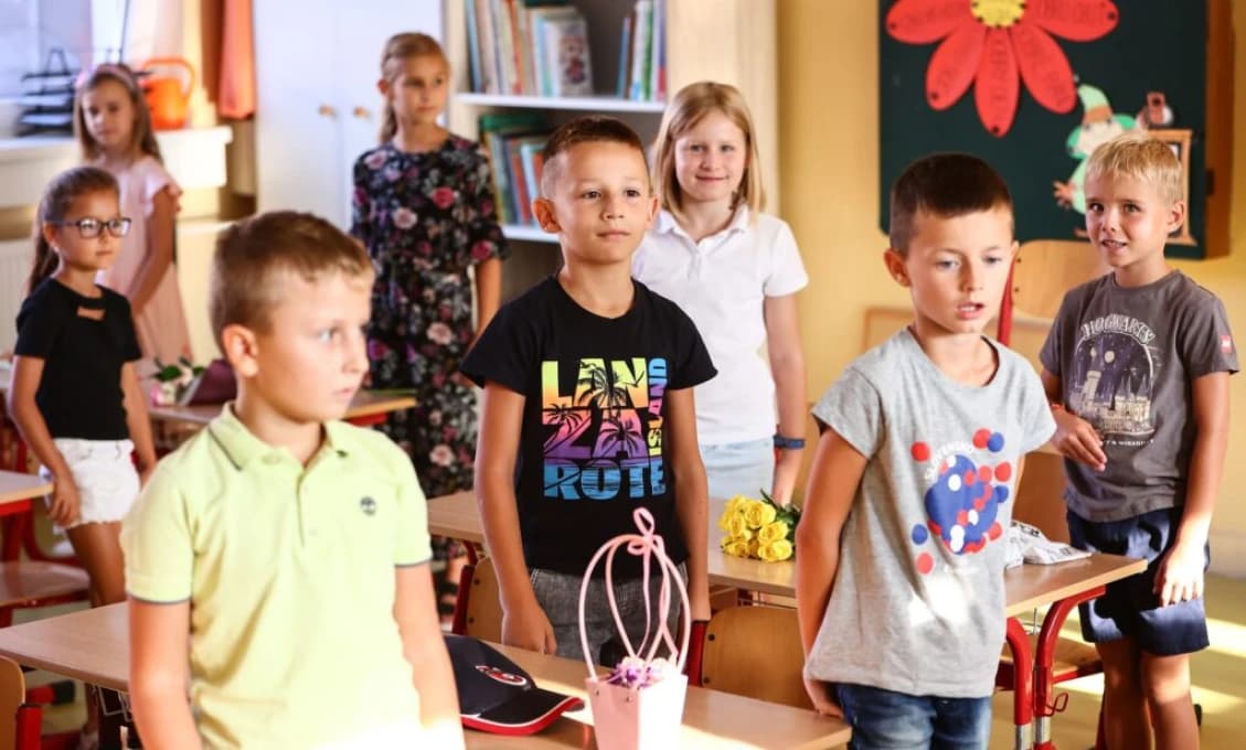 Zmena pre rodičov aj učiteľov: Prezident potvrdil novú úpravu absencií žiakov