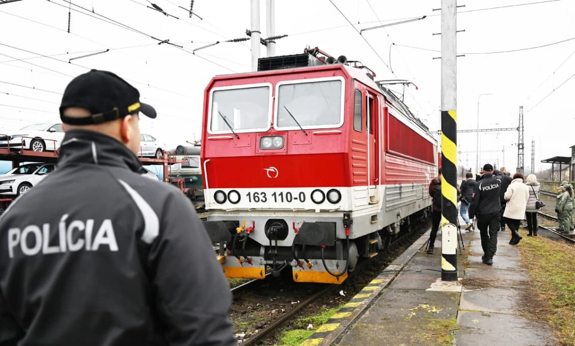 Zrážka s vlakom v Handlovej si vyžiadala život dieťaťa