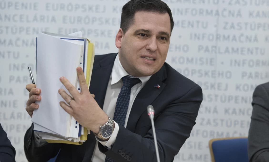 Zdechovský je pre Draxlera *ujko: Toto sú šampióni v rozoberaní eurofondov!