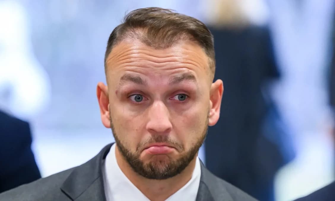 Hlas ľudu: Bajo Holečková Makepeaceová pátrala po nezvestnom Šutaj Eštokovi