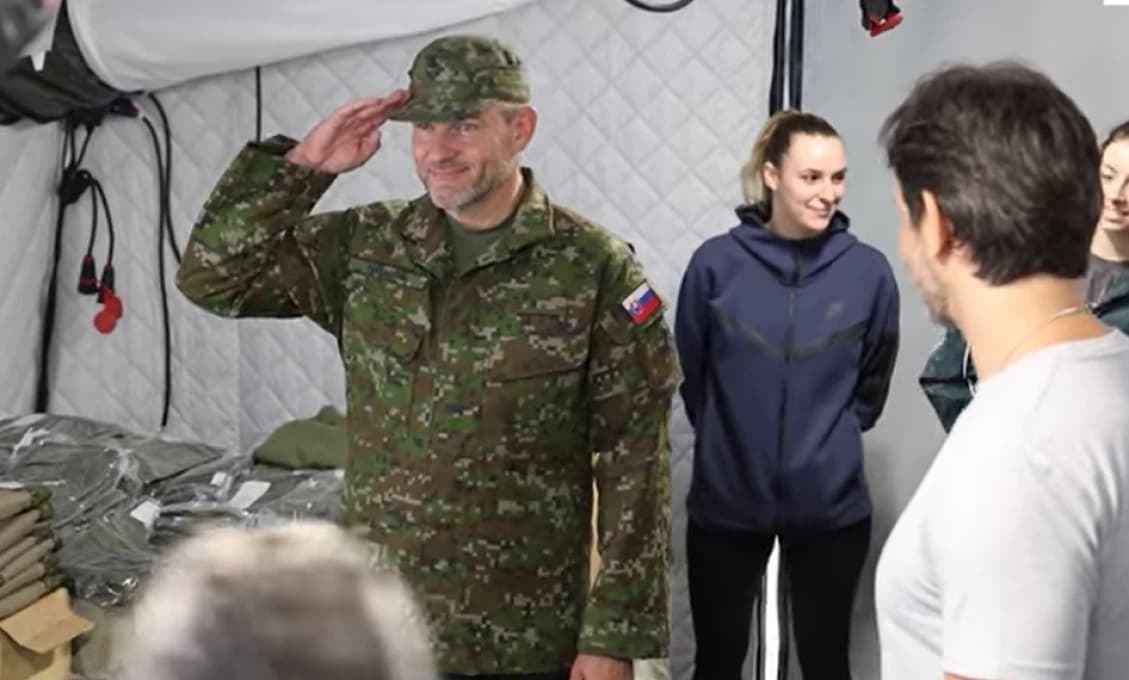 Ďalšia kontroverzia politikov v maskáčoch: Čo bude s odmenami za výcvik?
