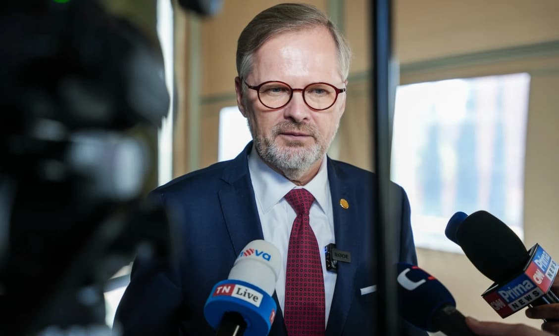 Česko sa odmieta pripojiť k nákupu zbraní pre Ukrajinu
