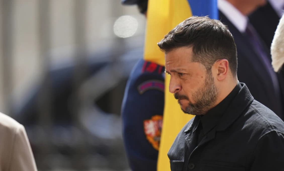 Päť skupinových útokov na Ukrajinu: Výbuchy po celej krajine, vojenské zariadenia v troskách. Zelenskyj zdesený