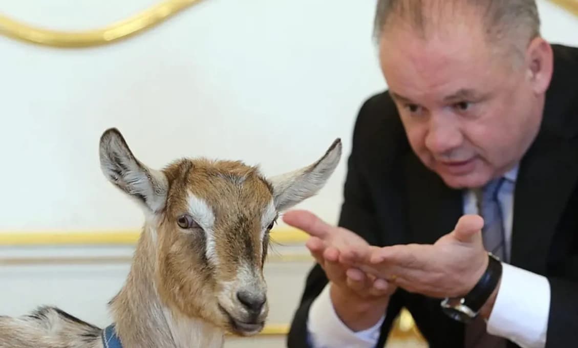 Hlas ľudu: Pamätáte si, ako sa Kiska mojkal s kozou? Erik sa nemojkal, Erik debatoval
