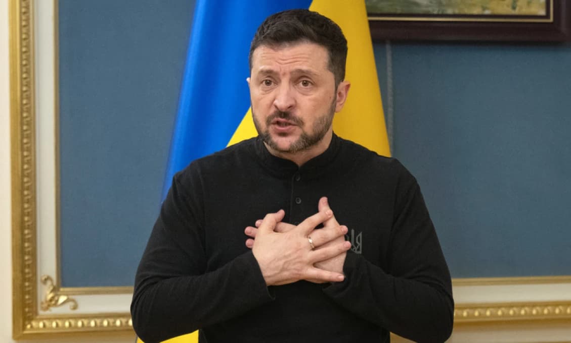 Vraj nemá na výber. Doma mu hrozia zabitím