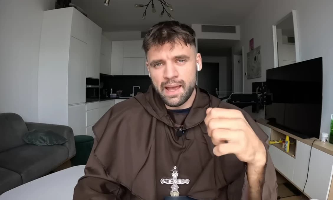 Peking nebude len „sledovať, ako sa snažia zmasakrovať Huawei“, šéf spoločnosti varuje USA