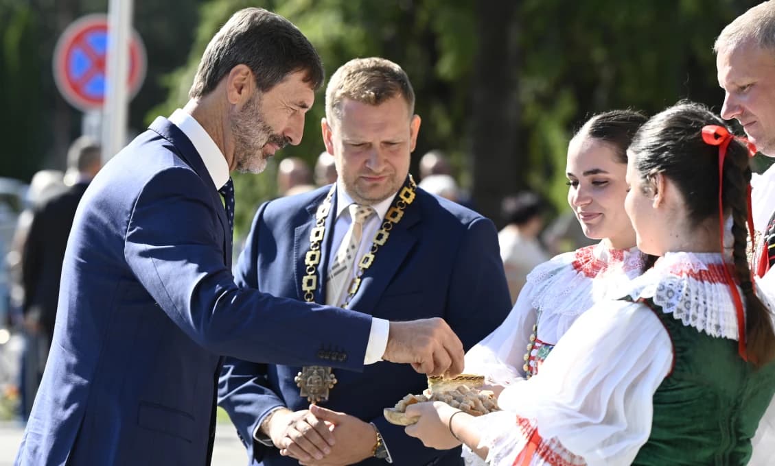 Vláda na podporu viacerých okresov vyčlenila vyše dva milióny eur