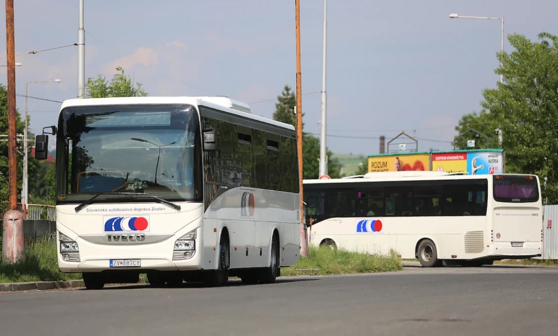 Poslanci majú v zrýchlenom režime rokovať o opatreniach na riešenie krízy