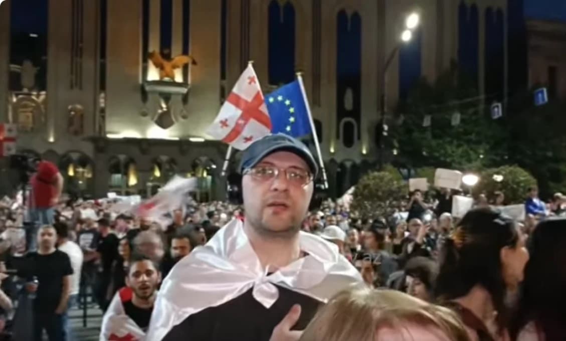 Gruzínsko hlási zasahovanie do volieb: násilie, cudzie financie a „násilné médiá“