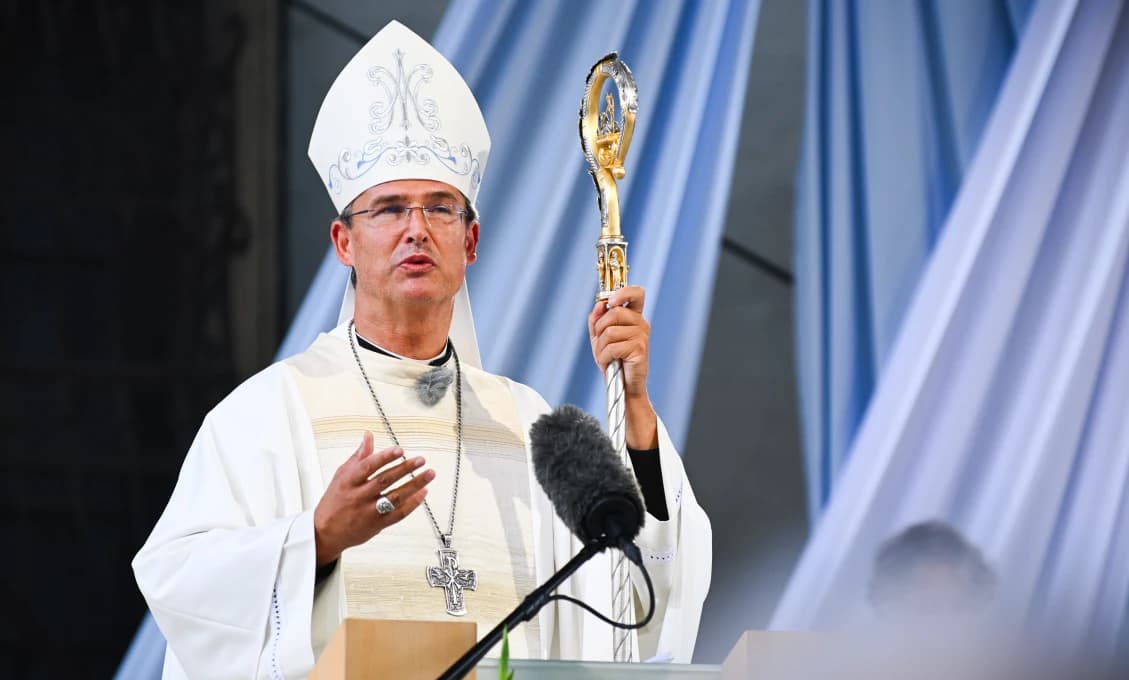 Biskup František Trstenský vyzval spoločnosť, aby sa zjednotila
