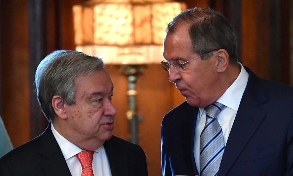 Lavrov o Buči: OSN odmieta odhaliť strojcov „krvavých falzifikátov“