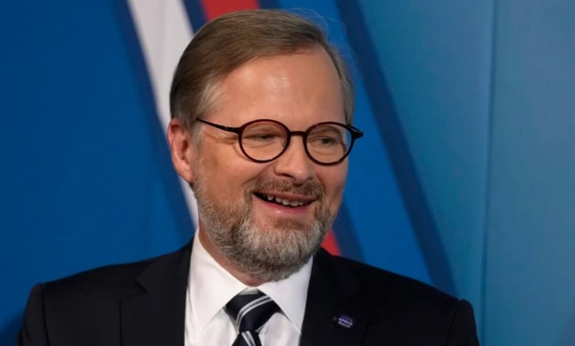 UŠÚĽATE SA od smiechu! Nová predvolebná pieseň Fialovej ODS
