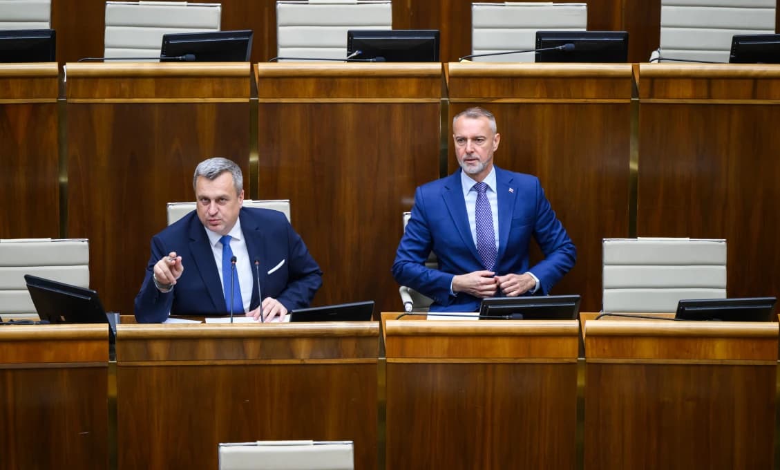 Danko už nie je predsedom poslaneckého klubu SNS