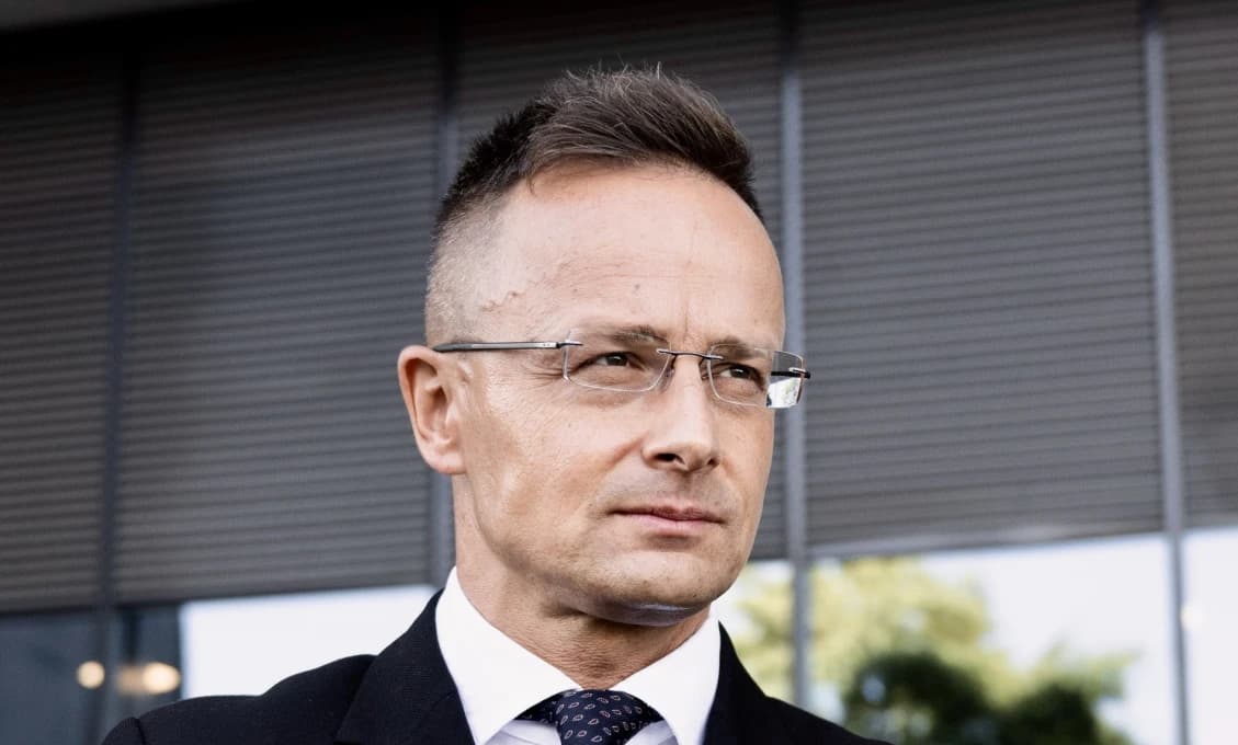 Péter Szijjártó svojmu ukrajinskému kolegovi stroho odpovedal
