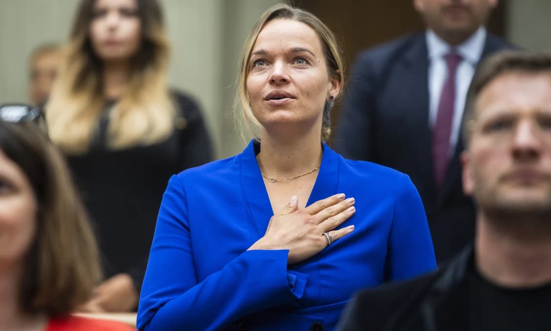 Tvrdé slová aj útoky: internet sleduje prestrelku Tabak – Nicholsonová