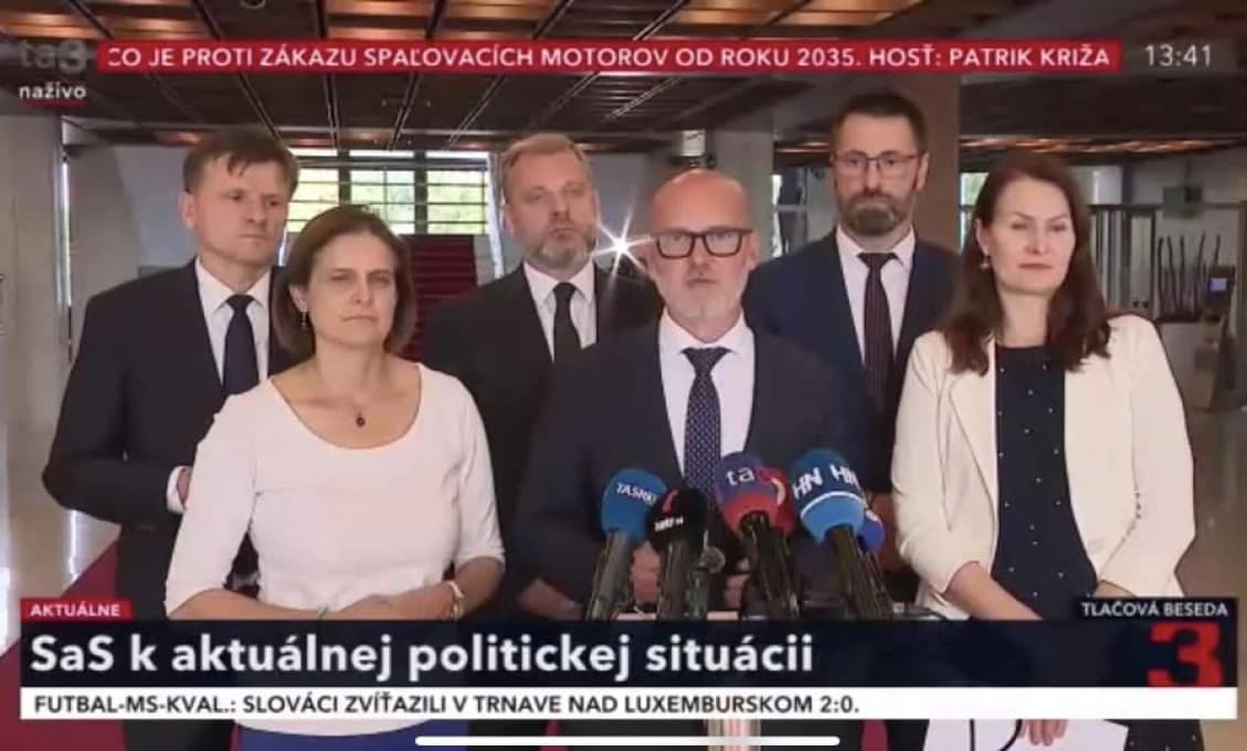 Úniky z polície sú opäť v kurze! SaS na nich postavila kampaň