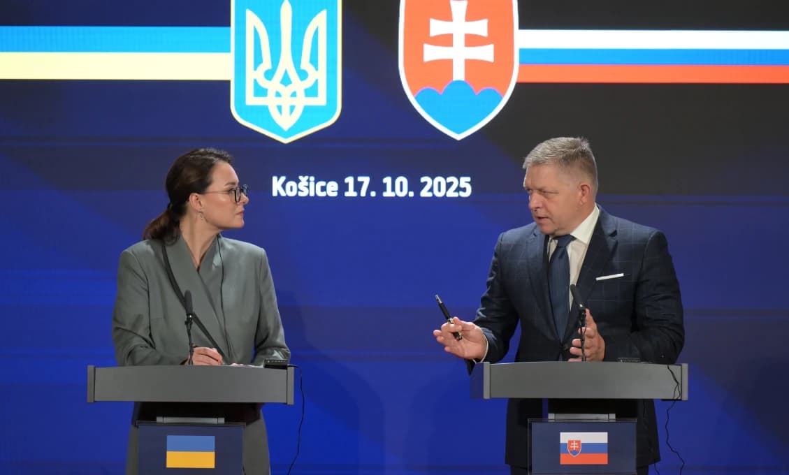 Robert Fico: Len krajiny, ktoré si uchránia identitu, prežijú (VIDEO)