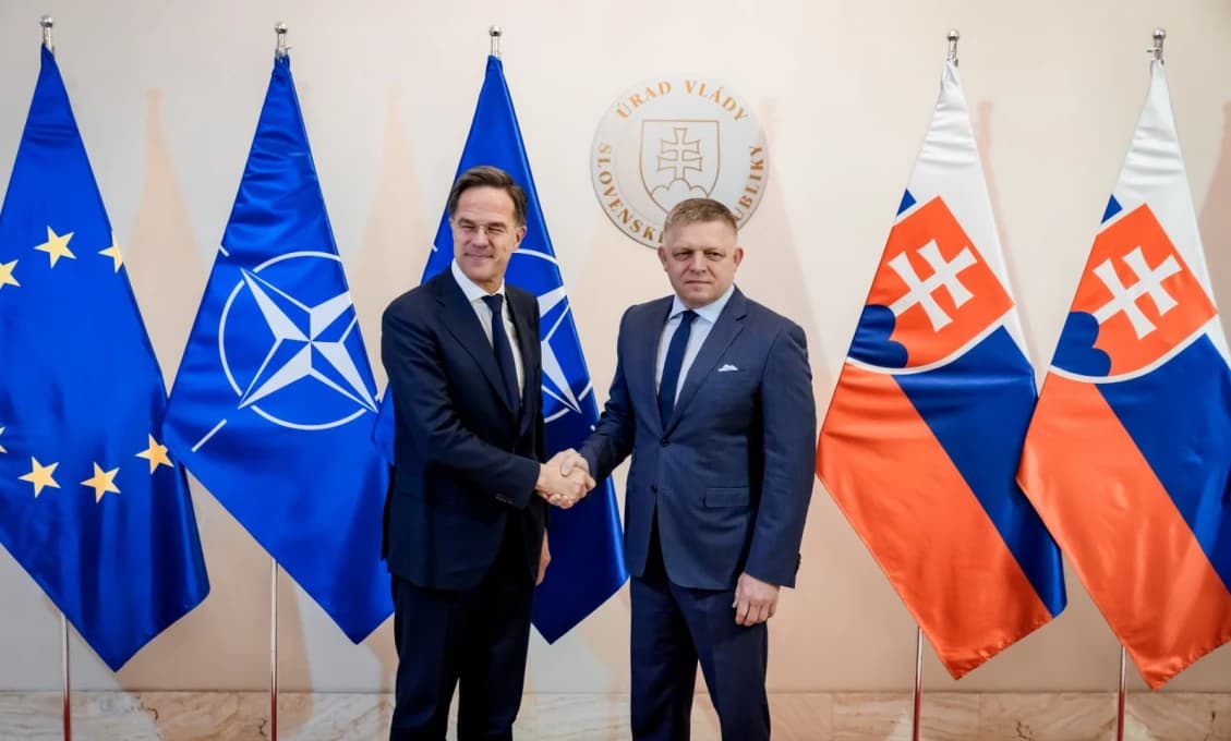 Robert Fico sa stretol s Markom Ruttem. VIEME, čo bolo témou stretnutia