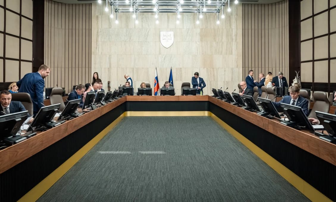 Vláda prerokuje odvolanie mimoriadnej situácie aj vypracovanie vízie rozvoja SR
