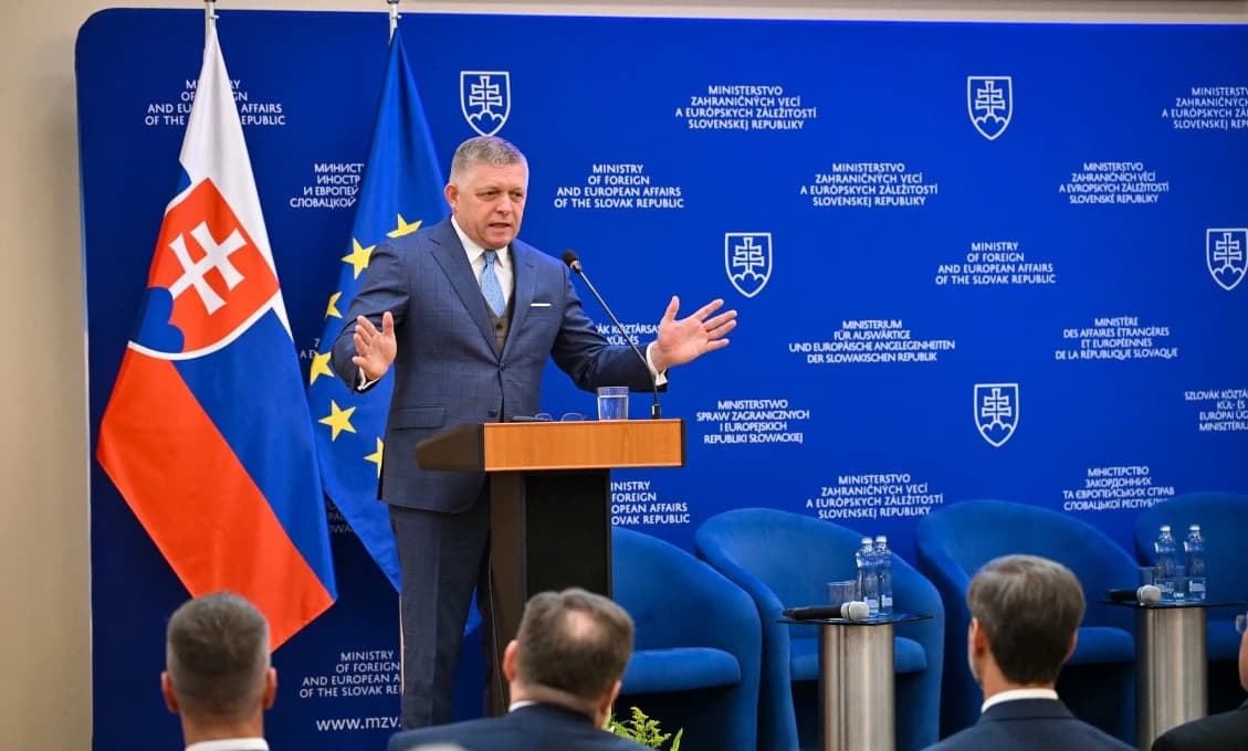 Fico PRITVRDIL: Varuje pred „novým Mníchovom“ a žiada parlament o zásah do rozhodovania o zmrazených ruských aktívach