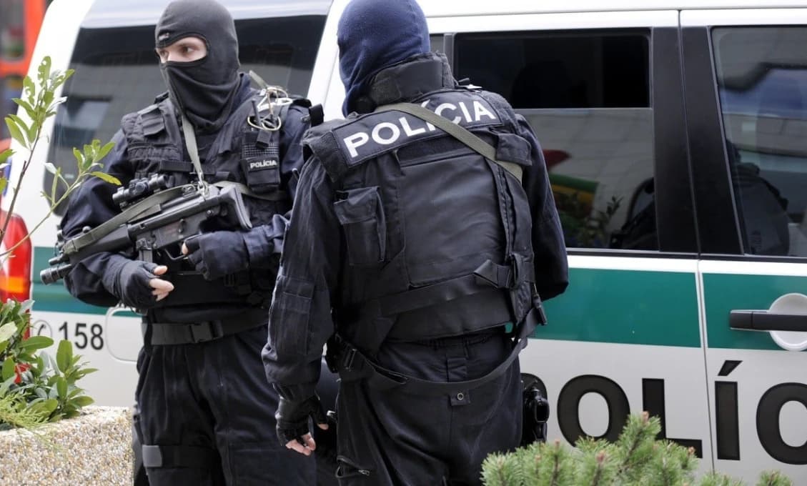 ŠOKUJÚCI PRÍPAD V ŽILINE: Otec oznámil, že ide zabiť vlastnú dcéru!