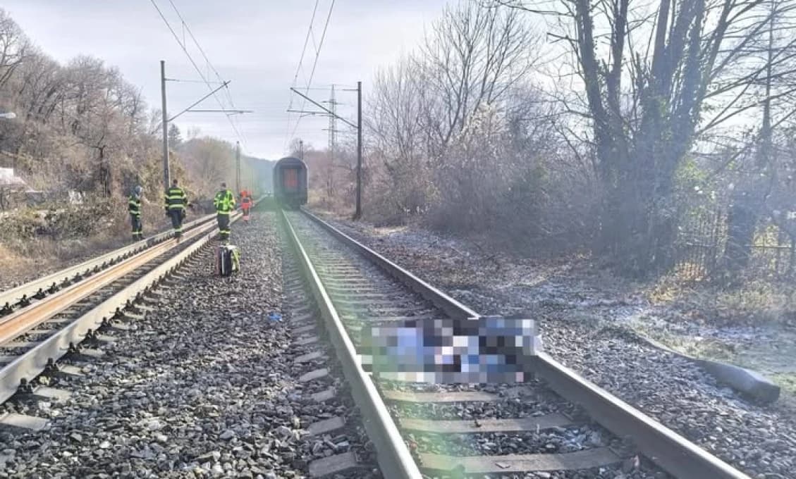 MIMORIADNA UDALOSŤ na železnici! Zasahujú záchranári, doprava je prerušená