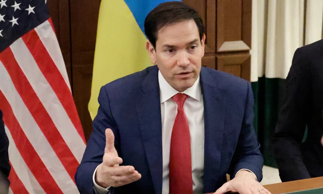 Výber golfovej palice na rokovania s Ukrajinou „akoby naznačuje“ postoj Američanov k ich partnerom. Aké sú výsledky stretnutia v Miami?