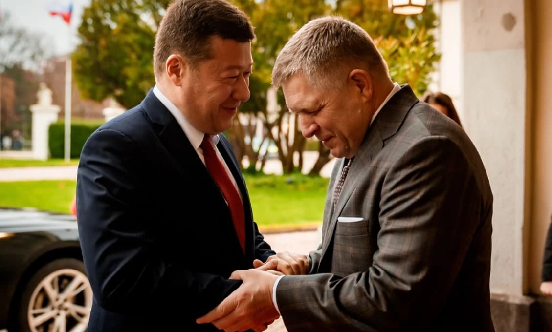 ODPADNETE! Česká opozícia na čele so Zdechovským zúri, že ich Okamura nevzal za Ficom