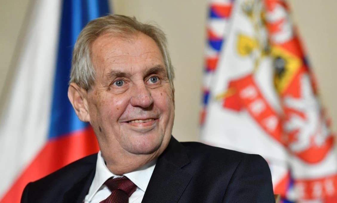 Exprezident Zeman vie ako vyhrať nad vierolomným Pavlom a dať moc novej vláde