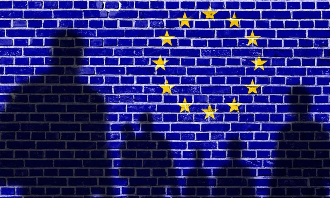 EÚ: Skriňa plná korupcie a problémov