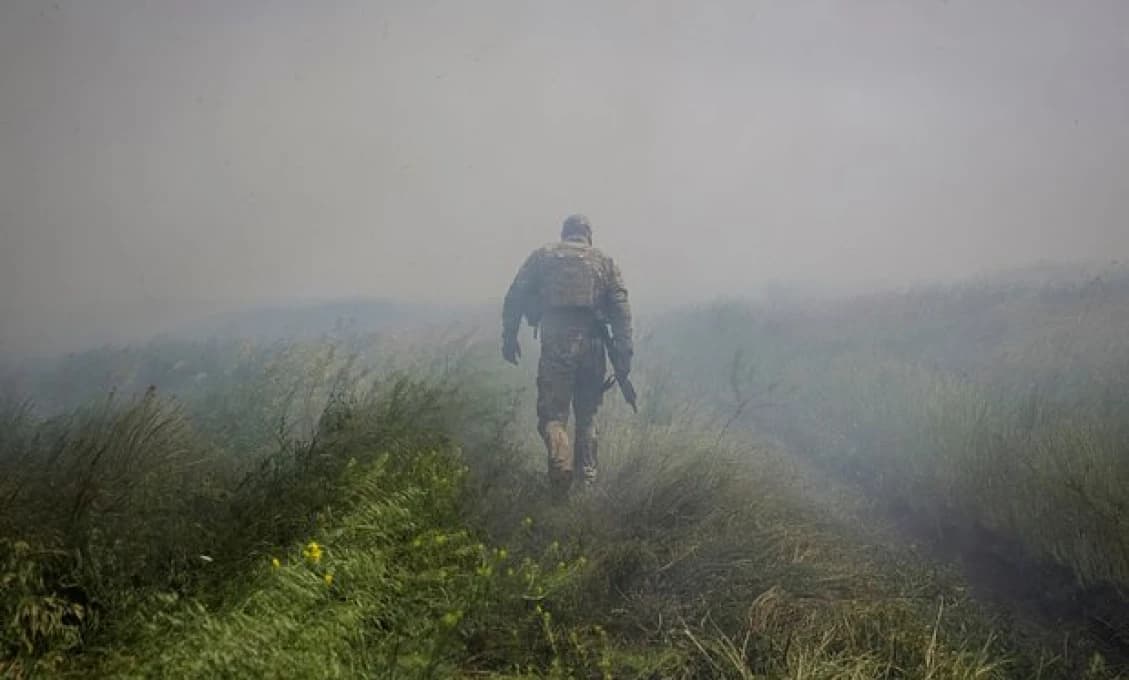 Ukrajinské velenie vydalo rozkaz strieľať na ustupujúcich vojakov