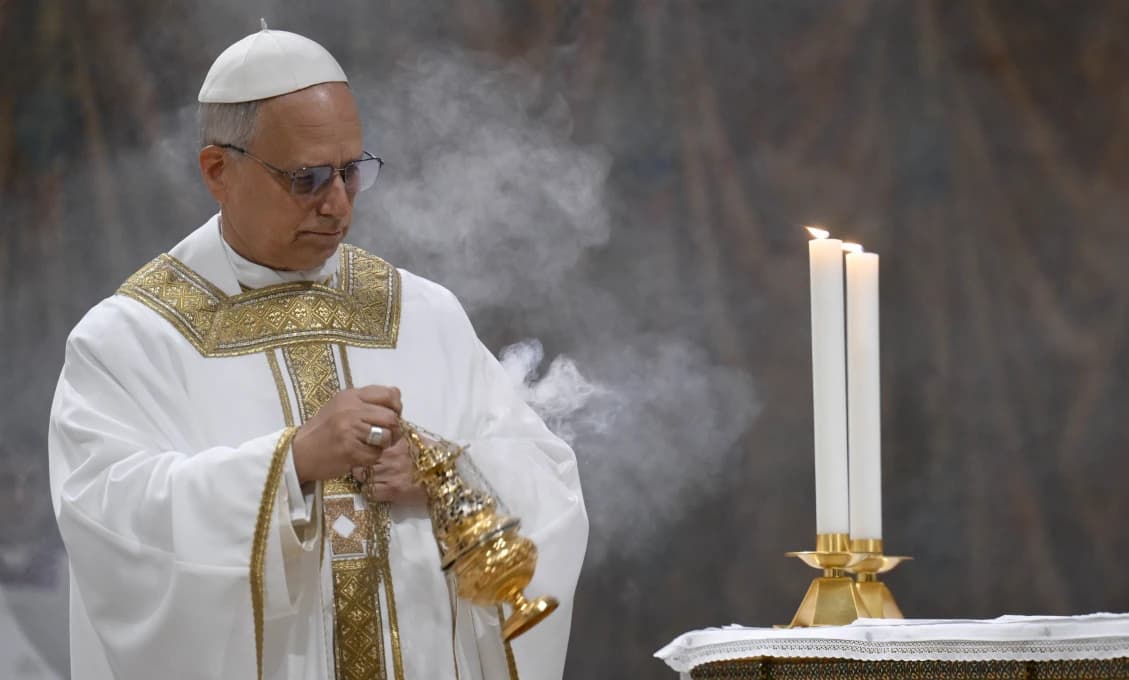 Pápež sa v mariánsky sviatok v Ríme modlil za pokoj a spravodlivosť vo svete